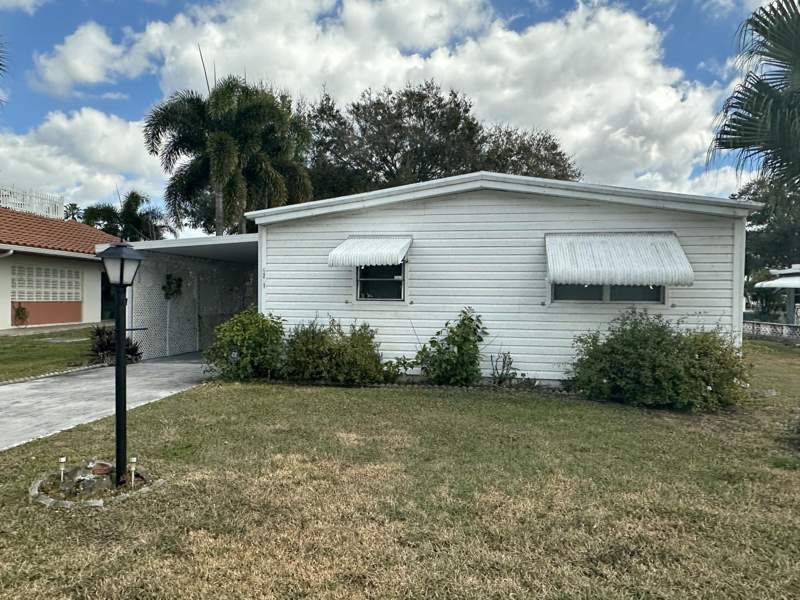 2 bedroom Mobile Home at 8261 E Club Road, West Lakes Of Boca Raton Inc, Boca Raton — photo 2