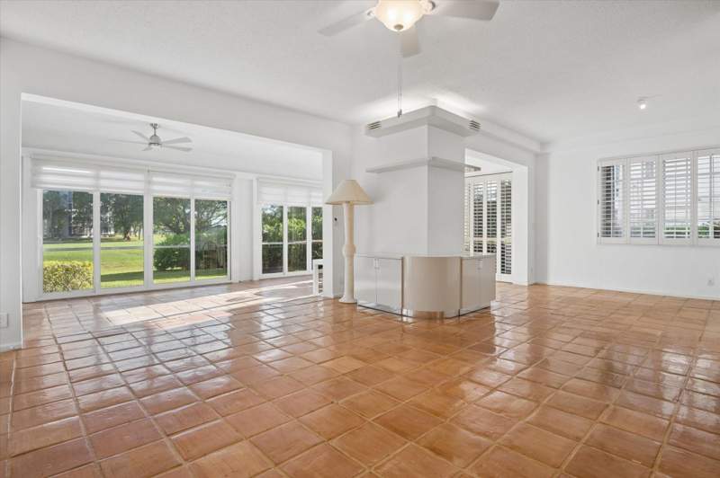 3 bedroom Condominium at 4110 W Palm Aire Drive #101B, Vizcaya Towers At Palm-Aire, Pompano Beach — photo 2