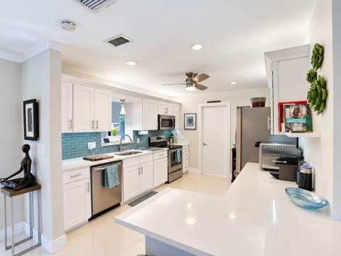 5401 NE 17th Terrace, Fort Lauderdale FL - photo 12 of 44
