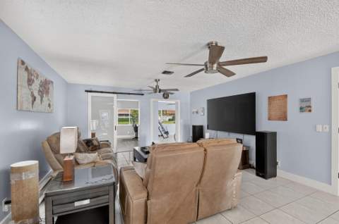 5780 Fernley Drive #109, West Palm Beach FL - photo 12 of 46