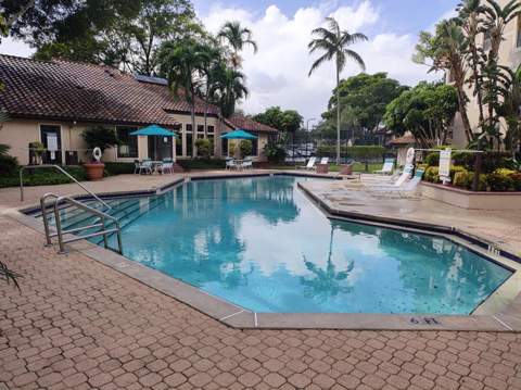 4281 W McNab Road #Unit 27, Pompano Beach FL - photo 14 of 28