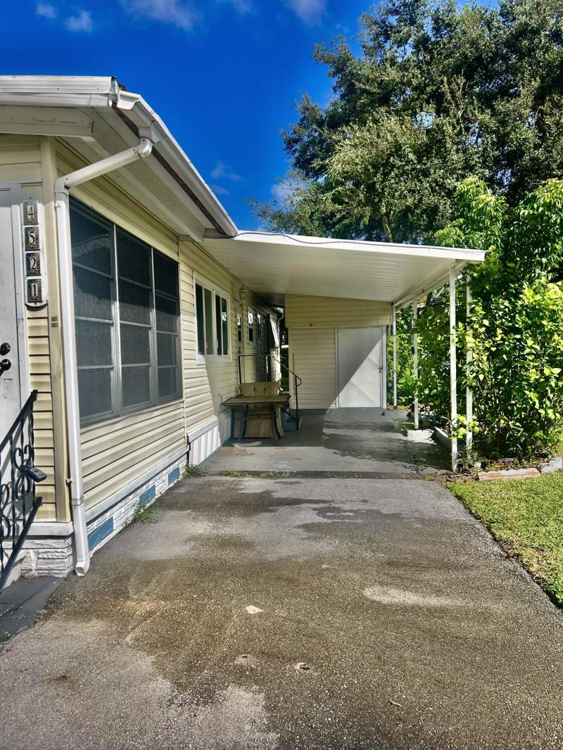 3 bedroom Manufactured Home at 4521 NW 69th Court #lot H10, Deerfield Lake, Coconut Creek — photo 5