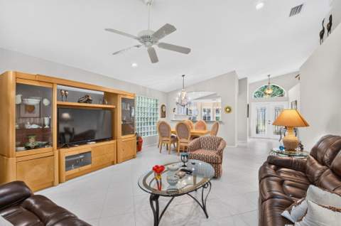7543 Pebble Shores Terrace, Lake Worth FL - photo 16 of 76