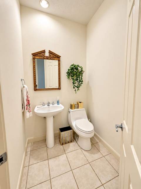 1705 Flagler Manor Circle, West Palm Beach FL - photo 18 of 23