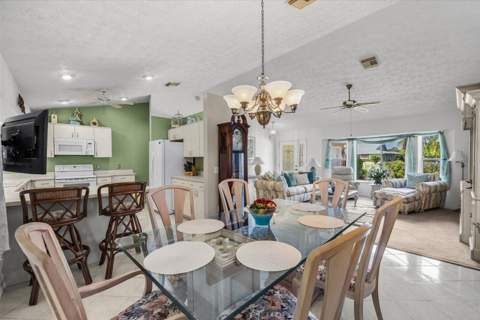 4407 Gator Trace Lane, Fort Pierce FL - photo 8 of 37