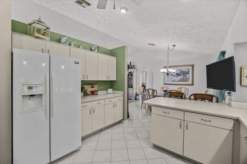 4407 Gator Trace Lane, Fort Pierce FL - photo 12 of 37