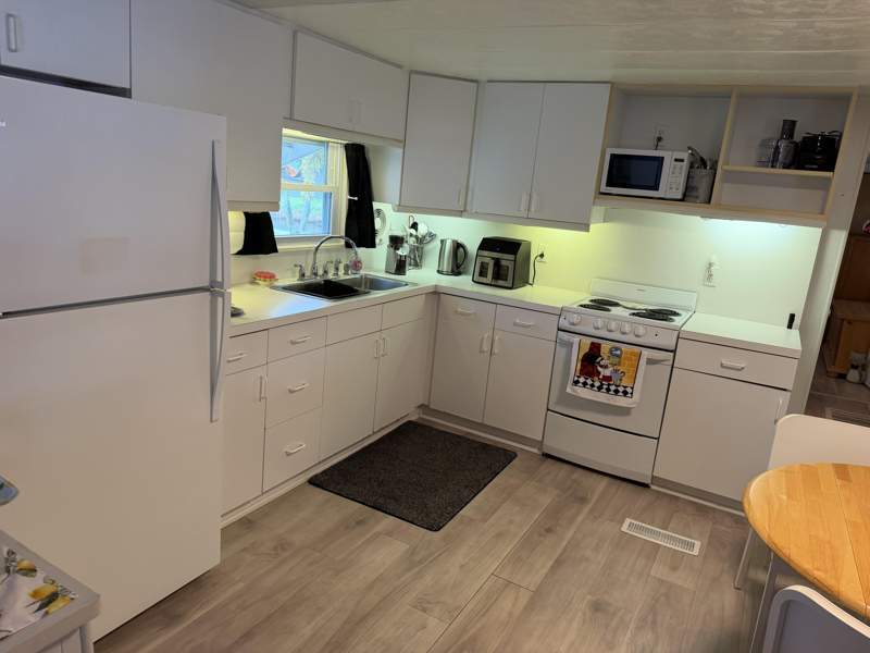 2 bedroom Manufactured Home at 1961 SW 84th Avenue, Park City Sec Three, Davie — photo 5