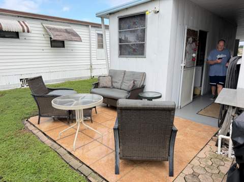 1961 SW 84th Avenue, Davie FL - photo 8 of 18