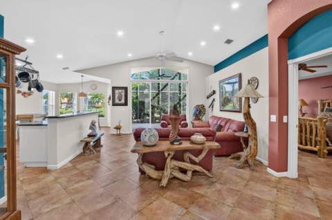 8161 La Jolla Vista Lane, Lake Worth FL - photo 8 of 45