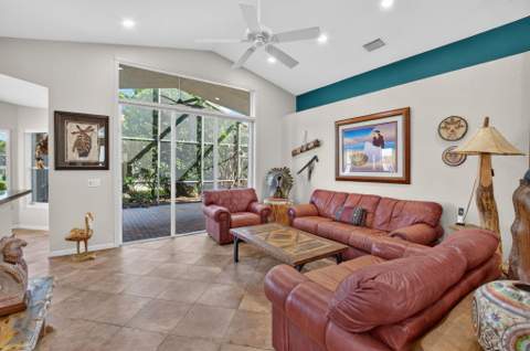 8161 La Jolla Vista Lane, Lake Worth FL - photo 10 of 45