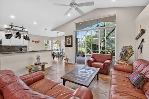 8161 La Jolla Vista Lane, Lake Worth FL - photo 12 of 45
