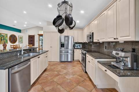 8161 La Jolla Vista Lane, Lake Worth FL - photo 19 of 45