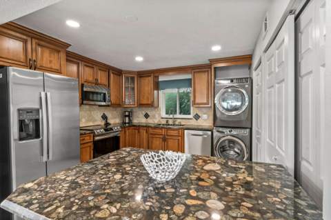 801 Lake Shore Drive #109, Lake Park FL - photo 16 of 57