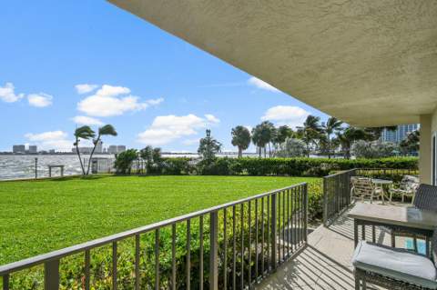 801 Lake Shore Drive #109, Lake Park FL - photo 8 of 57