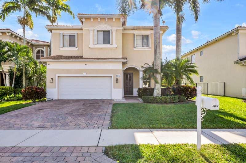 5 bedroom Single Family Residence at 4356 Star Ruby Boulevard, Knollwood Pud, Boynton Beach — photo 2