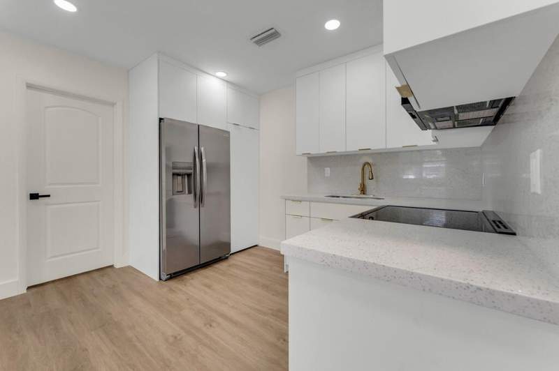 3 bedroom Single Family Residence at 870 NW 34th Terrace, Sunrise Heights, Lauderhill — photo 4