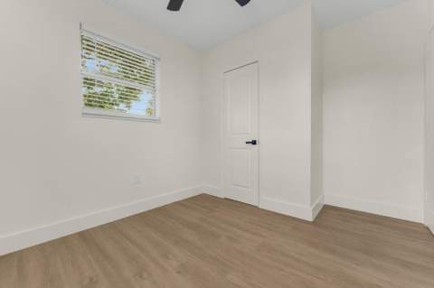 870 NW 34th Terrace, Lauderhill FL - photo 11 of 20