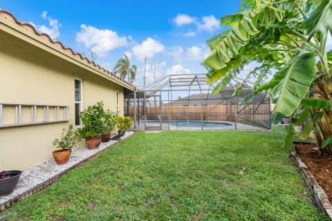 1119 Sea Pines Way, Lantana FL - photo 23 of 33