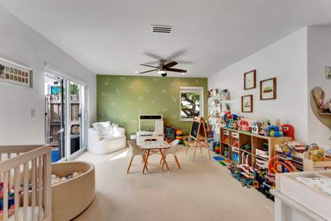 1070 NE 2nd Terrace, Boca Raton FL - photo 11 of 20