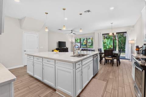 8297 Catria Lane, Lake Worth FL - photo 7 of 53