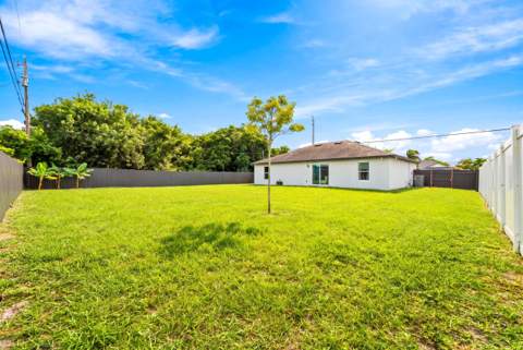 951 SW Paar Drive, Port St. Lucie FL - photo 22 of 35