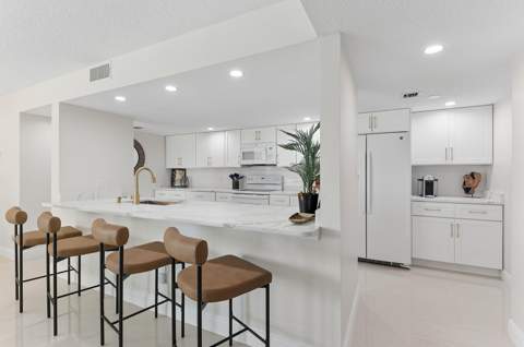 2025 Lavers Circle #D404, Delray Beach FL - photo 10 of 29