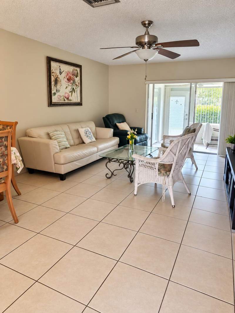 2 bedroom Condominium at 2716 Emory Drive #C, Cresthaven Villas 29 Condo, West Palm Beach — photo 2