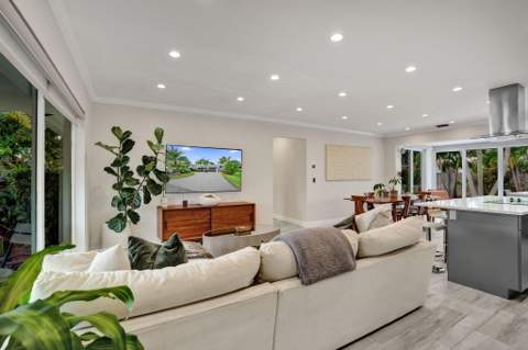 5241 NE 18th Terrace, Fort Lauderdale FL - photo 7 of 52