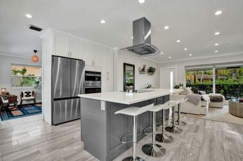 5241 NE 18th Terrace, Fort Lauderdale FL - photo 17 of 52