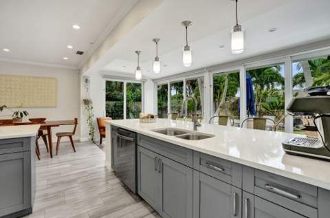 5241 NE 18th Terrace, Fort Lauderdale FL - photo 23 of 52