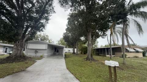 7217 SE Swan Avenue, Hobe Sound FL - photo 20 of 37