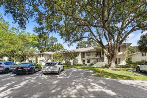 1401 Sabal Ridge Circle #F, Palm Beach Gardens FL - photo 18 of 22
