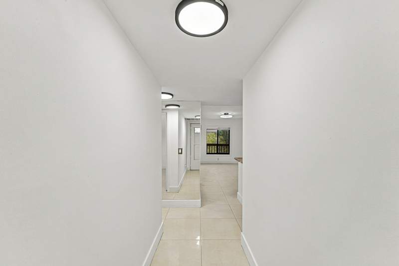 2 bedroom Condominium at 2907 NE 8th Terrace #201, Middle River Homes Condo, Oakland Park — photo 5