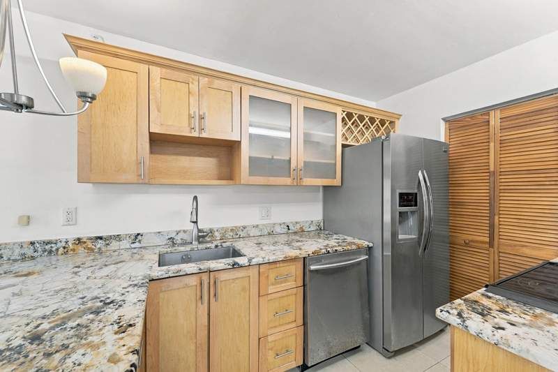 2 bedroom Condominium at 2907 NE 8th Terrace #201, Middle River Homes Condo, Oakland Park — photo 2