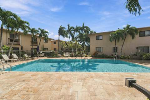 2907 NE 8th Terrace #201, Oakland Park FL - photo 18 of 19