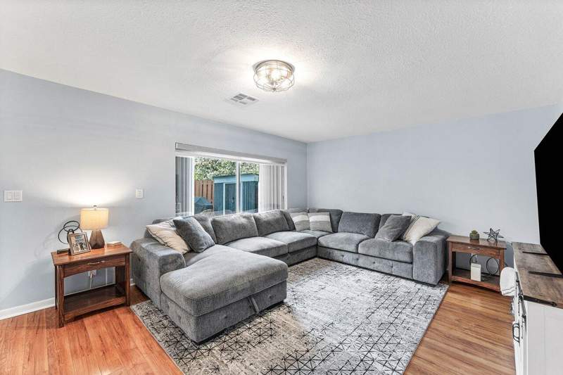 2 bedroom Townhouse at 562 SE 27th Terrace, Los Mangos Patio Villas And Townhomes, Boynton Beach — photo 5