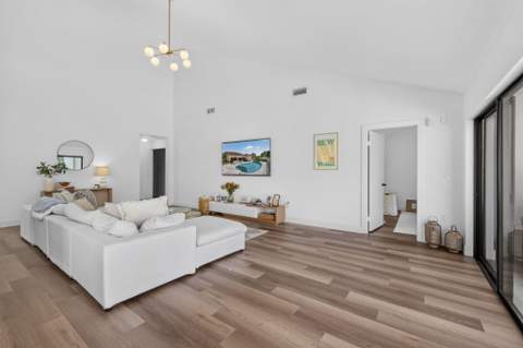 2765 Hawthorne Lane, West Palm Beach FL - photo 21 of 70