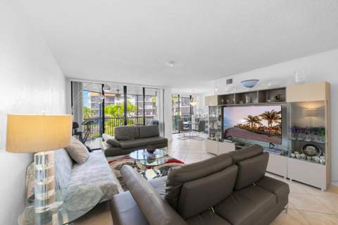 800 Jeffery Street #205, Boca Raton FL - photo 13 of 37