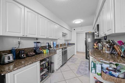 800 Jeffery Street #205, Boca Raton FL - photo 8 of 37