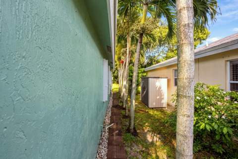 184 Heming Way, Boynton Beach FL - photo 23 of 41