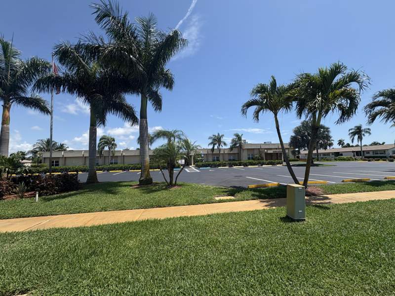 1 bedroom Condominium at 2822 Crosley Drive #D, Cresthaven Villas 16 Condo, West Palm Beach — photo 3
