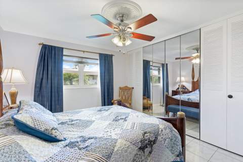 2822 Crosley Drive #D, West Palm Beach FL - photo 9 of 38