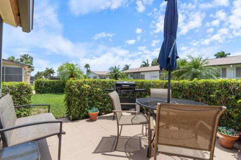 2822 Crosley Drive #D, West Palm Beach FL - photo 21 of 38