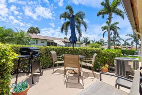 2822 Crosley Drive #D, West Palm Beach FL - photo 22 of 38