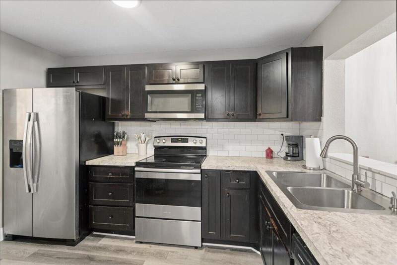 2 bedroom Condominium at 3030 Coral Springs Drive, Madison Manor Condo, Coral Springs — photo 2