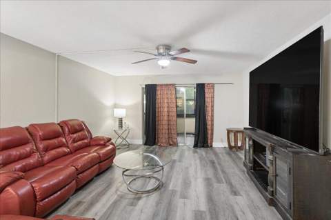 3030 Coral Springs Drive, Coral Springs FL - photo 6 of 18