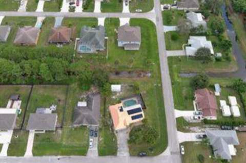 4089 SW Kamsler Street, Port St. Lucie FL - photo 18 of 23