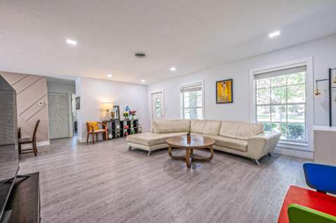 3601 NW 85th Avenue, Coral Springs FL - photo 7 of 33