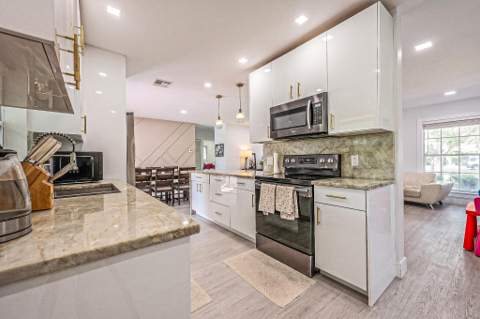 3601 NW 85th Avenue, Coral Springs FL - photo 21 of 33
