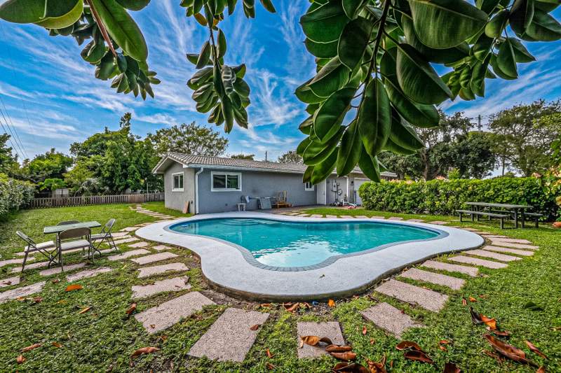 4 bedroom Single Family Residence at 3601 NW 85th Avenue, Coral Springs II, Coral Springs — photo 3